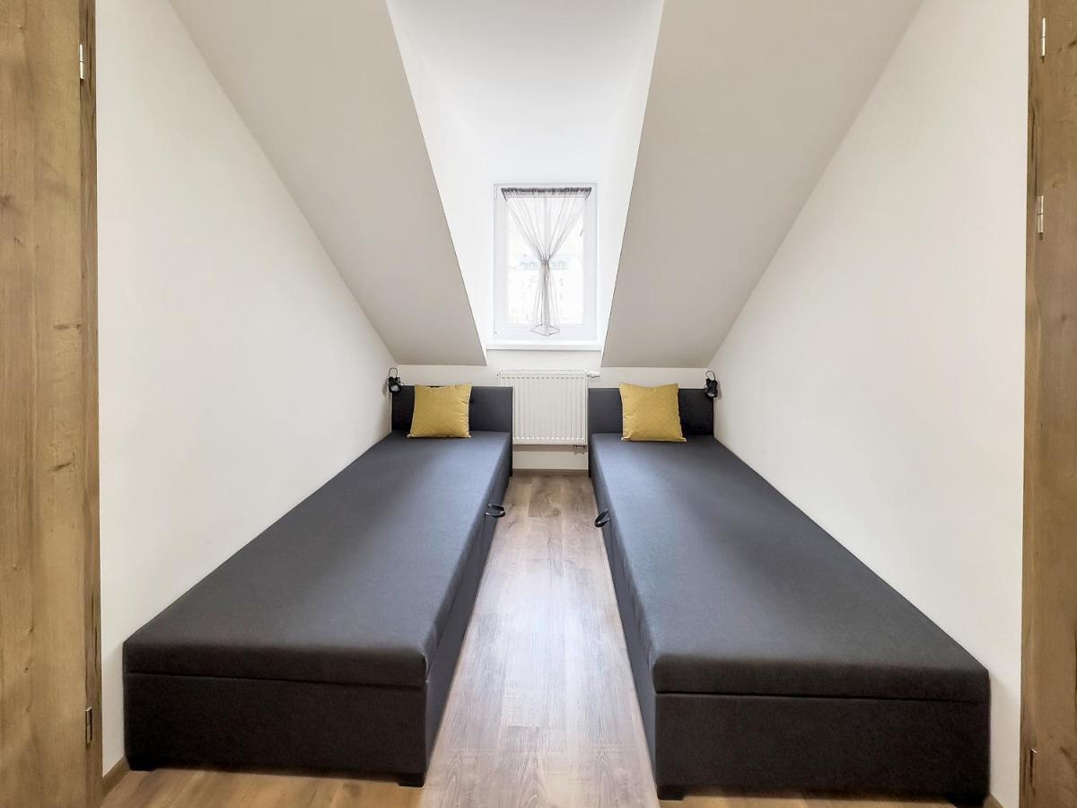 Apartment Katrin 2 卡罗维发利 外观 照片