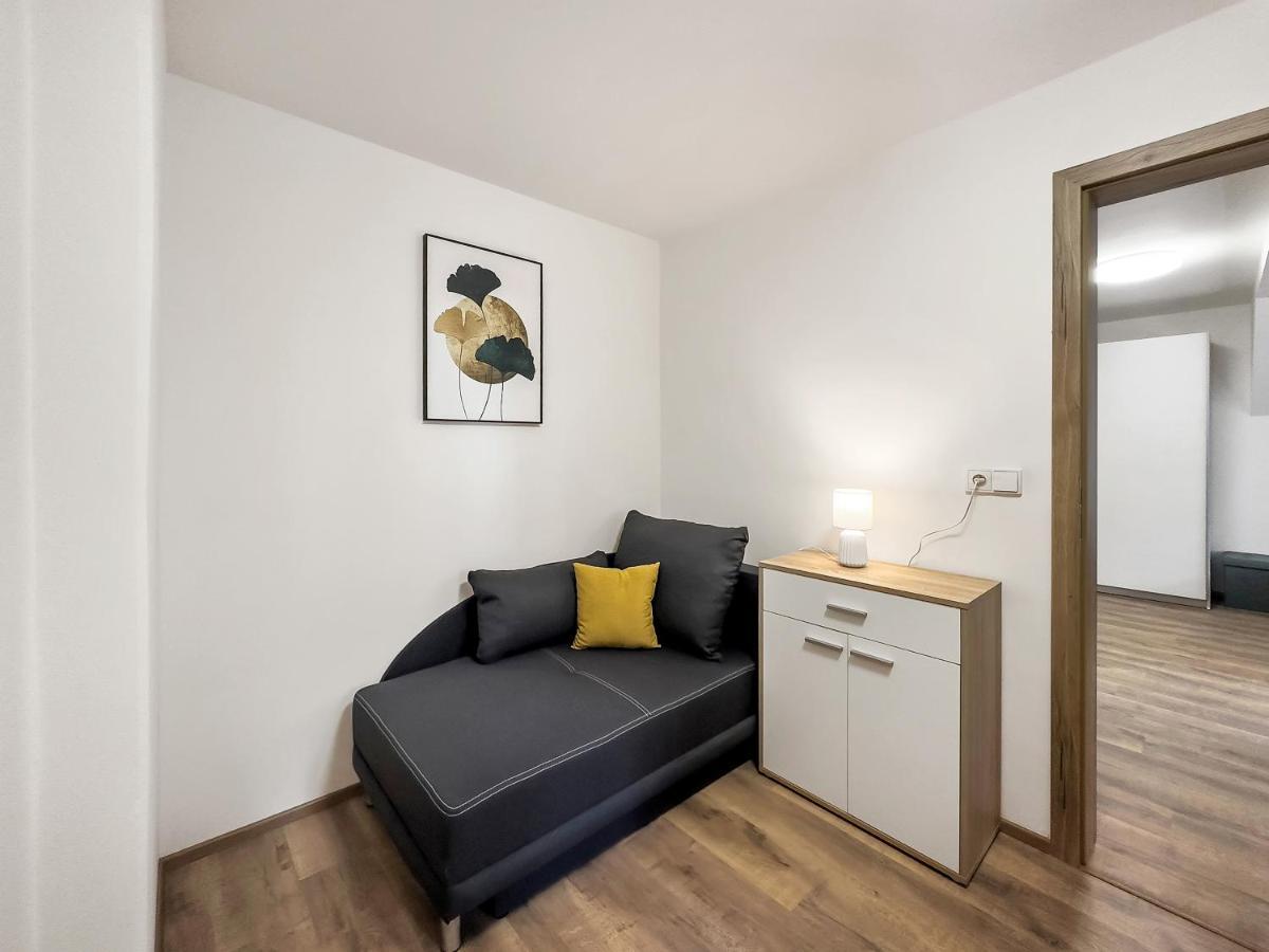 Apartment Katrin 2 卡罗维发利 外观 照片